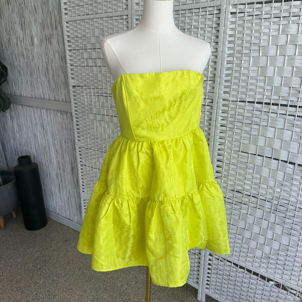 Neon Yellow Sleeveless Tiered Lined Dress NWT S Small Forever 21